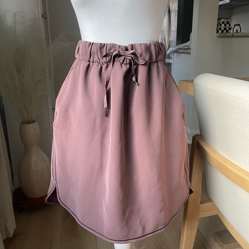 Lululemon Athletica On The Fly Skirt